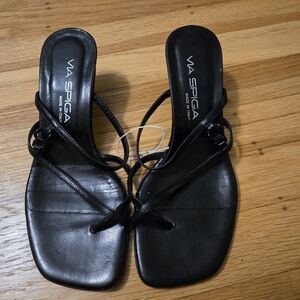 Via Spiga Black Thong Sandals